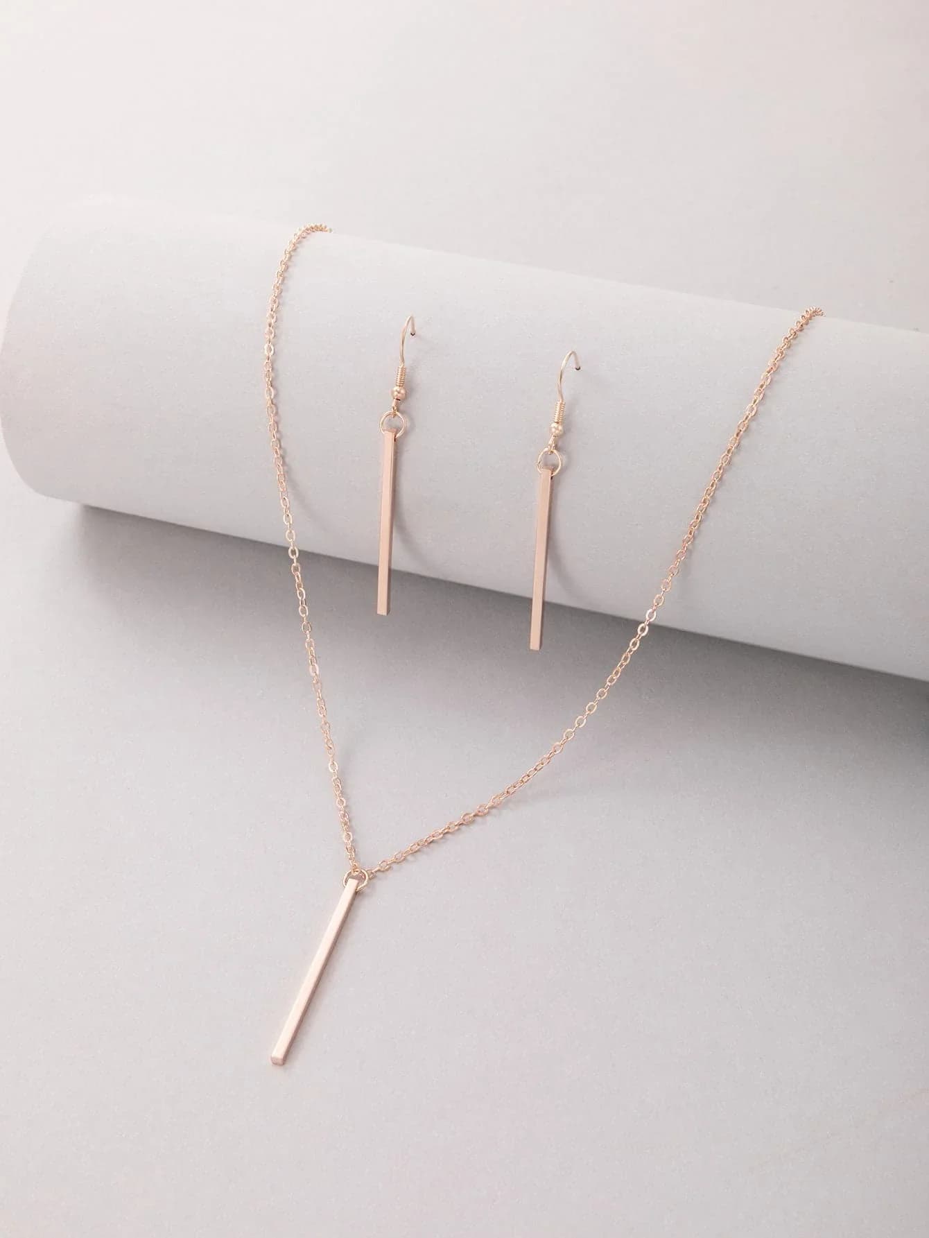 Set di Gioielli con Collana e Orecchini Pendenti Geometrici a Barra