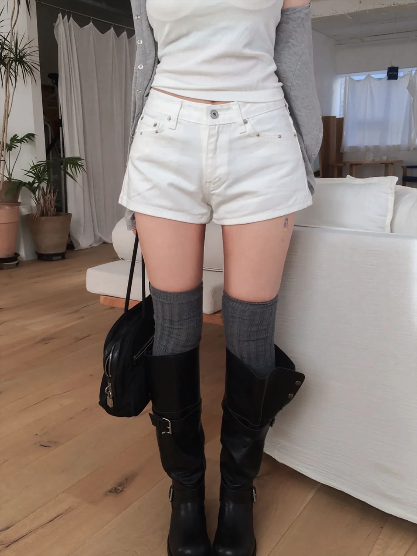 Shorts in Jeans a Vita Alta e Gamba Dritta da Donna, Versatili e Snellenti, Stile Coreano Trendy, Shorts in Denim Bianco