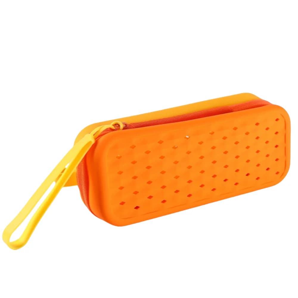 Portable Silicone Case for Swimming, Soft and Breathable Eyelets, with Moschettone and Drainage Forum