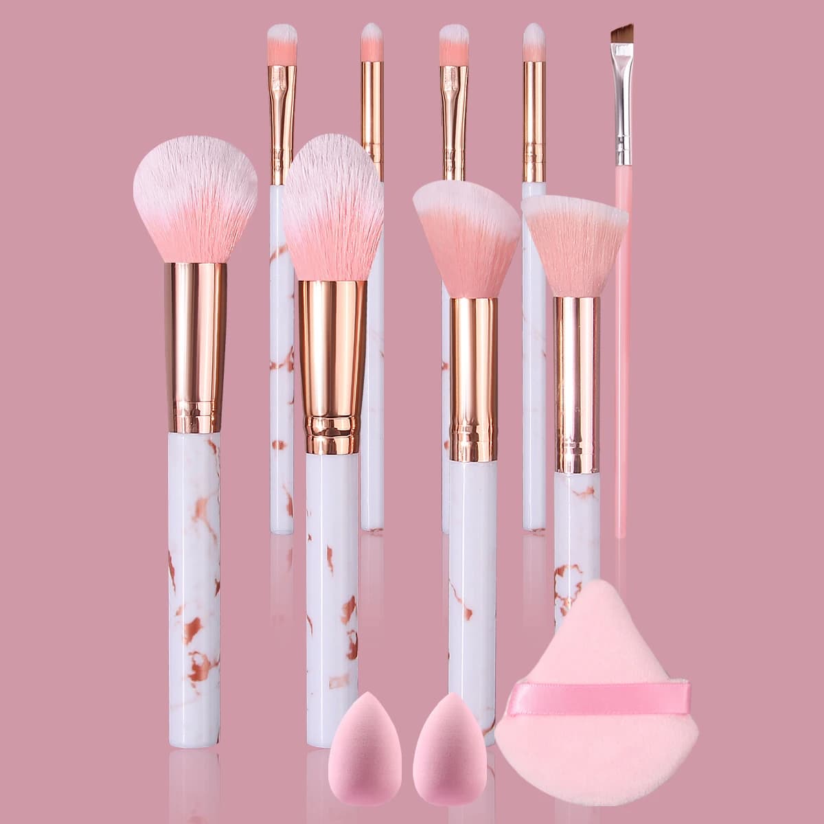 Set di pennelli professionali per trucco da 12 pezzi, pennelli bianchi e oro rosa con spugne e piumini, peli morbidi per un trucco impeccabile di viso e occhi