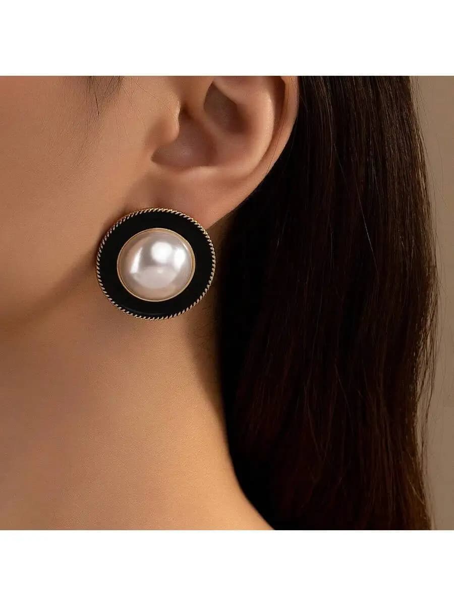 Round Faux Pearl Stud Earrings With Black Border For Women