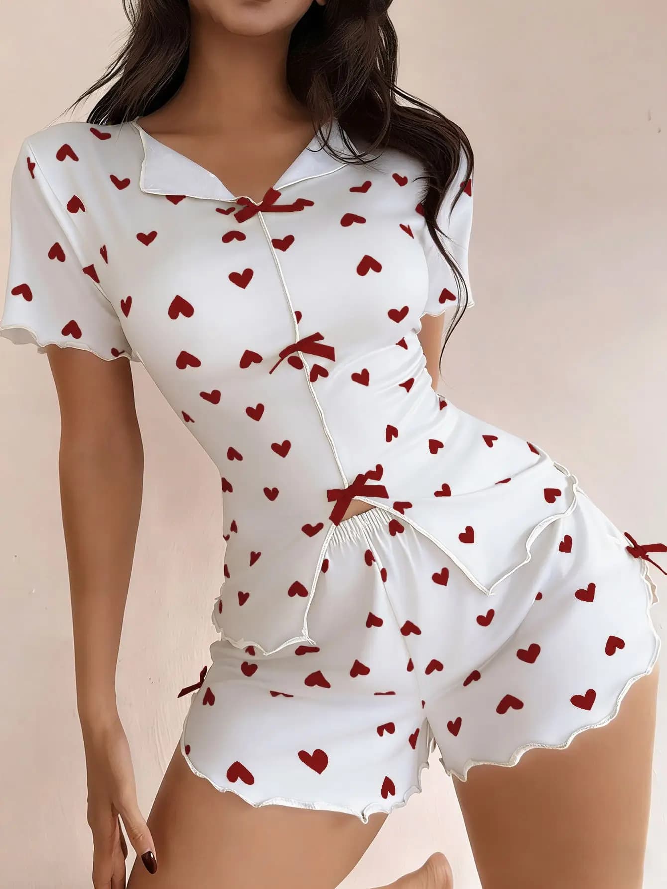 Nuovo pigiama estivo da donna, set due pezzi con stampa a cuore, colletto elasticizzato, maniche corte, pantaloncini, abbigliamento da casa.