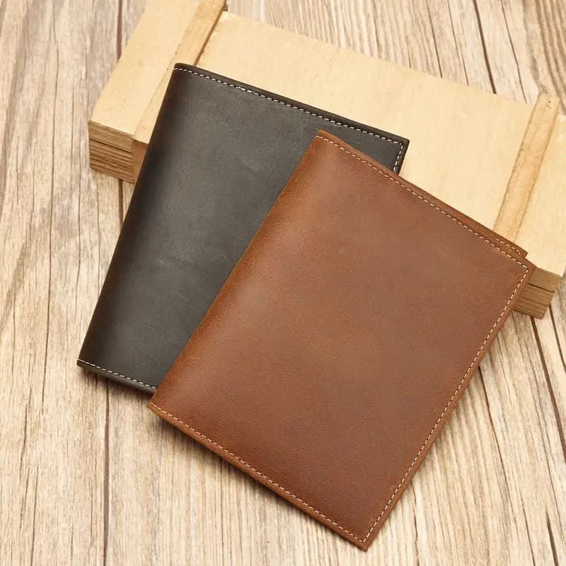 Leather men's passport case, retro and fashionable, wild horse leather passport holder, top layer cowhide, double-fold card case
