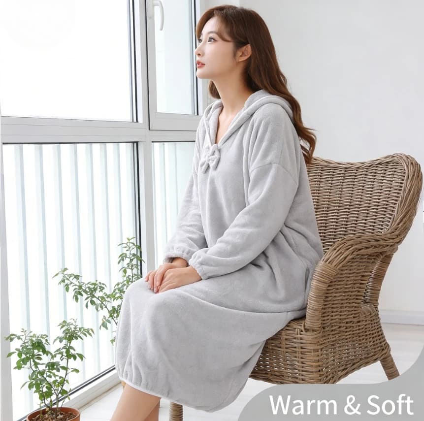 Long Bathrobe in Coral Apple for Women, with Hood and Sleeves Long, Absorbent, Soft, for Home, Shower and Daily Use