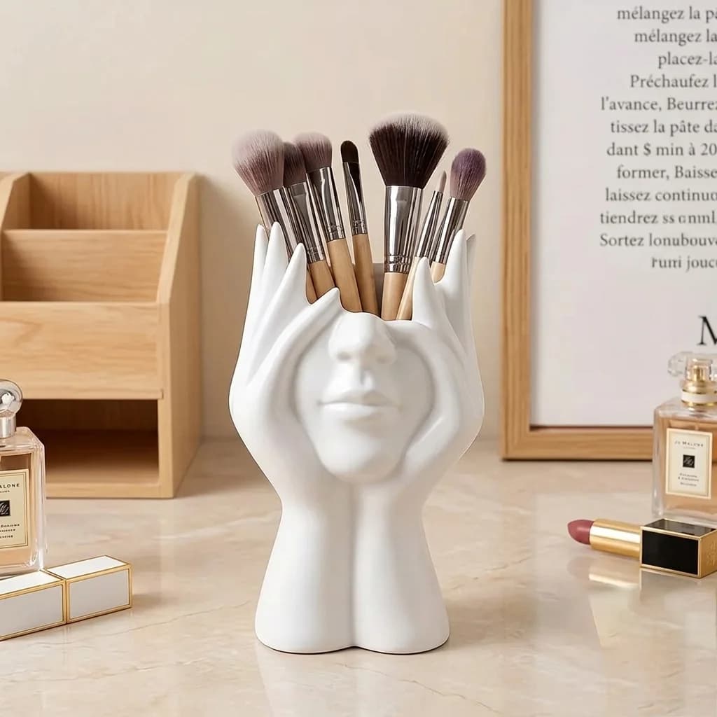 Creative Premium Plastic Face Hand Makeup Brush Holder Artistic Vanity Desk Organizer Nordic Cosmetic Storage Cup