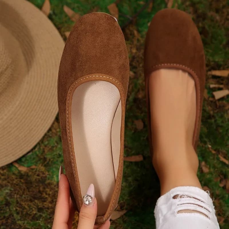 Mocassini da Donna 2026 Nuova Moda Primavera Autunno Sneakers con Punta Tonda Scarpe Basse Casual Solide Comode e Morbide