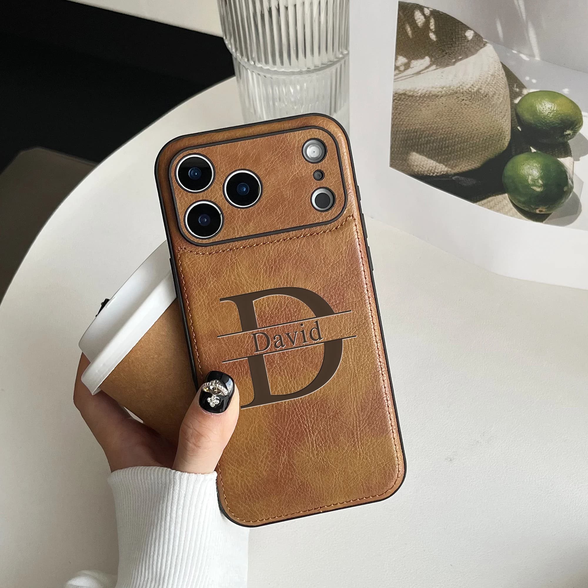 Personalizzato Grandi Lettere Nome Ecopelle Incisione Laser Cassa Del Telefono Per iPhone 11 12 13 14 15 16 17 Pro Max 17 Air 16 15 14 Plus