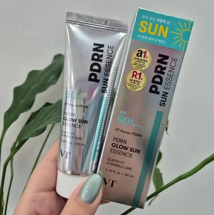 50ml VT PDRN Glow Sun Essence SPF 50+ PA+++ Illumina Nutrire la pelle Luce Non appiccicosa Protezione UV originale coreana Crema solare