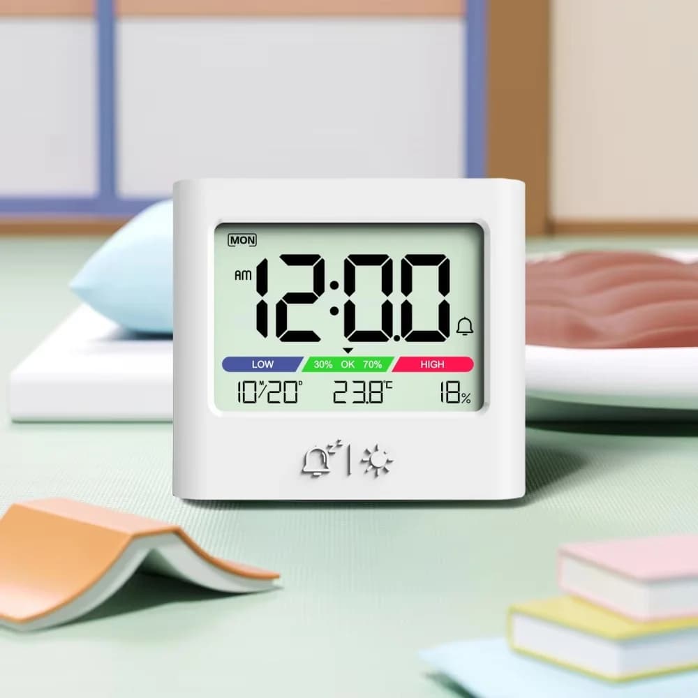 Sveglia digitale alimentata a batteria Retroilluminazione TEMP Umidità Data Orologio da tavolo da viaggio 12/24 ore Data Formato Orologio da parete LCD con commutazione