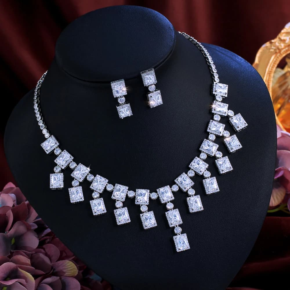 CWWZircons Women's Luxury Shiny CZ Crystal Big Square Drop Tassel Necklace And Earring Jewelry Set for Wedding Party Accessory T