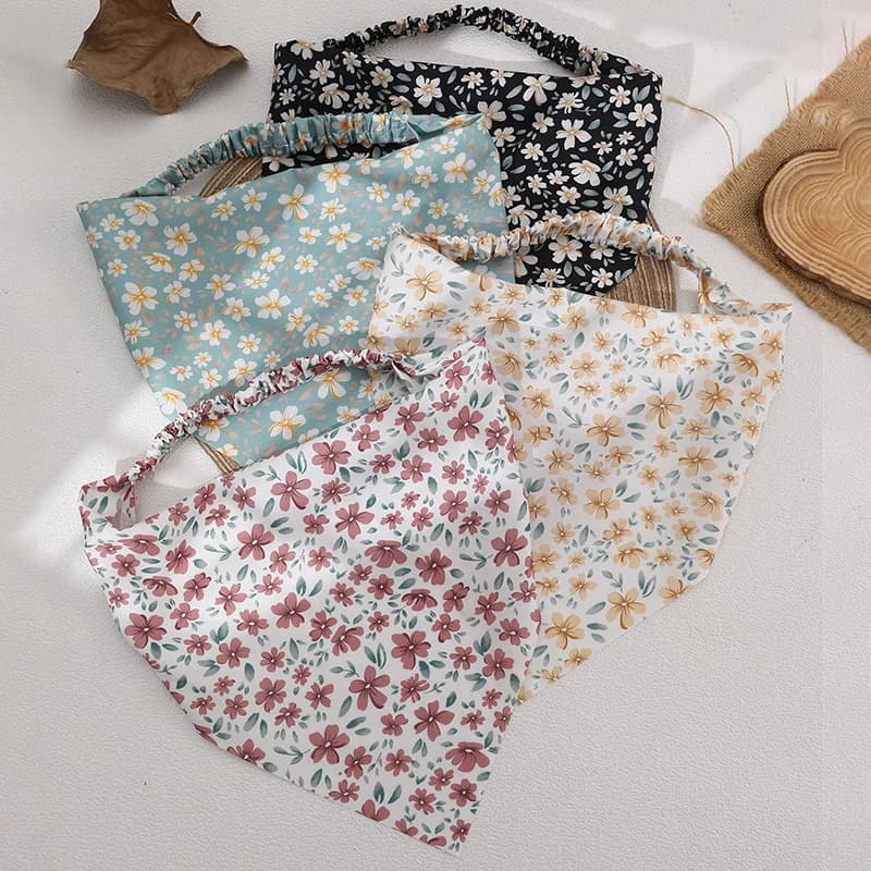 4pcs/set Floral Turban Headband with Lace Edge Triangle Scarf – Elastic Hair Wrap, Fashionable Everyday Accessory.