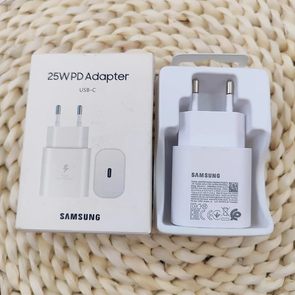 Caricabatterie Super Veloce 25W PD USB Type-C per Samsung A37 A36 A57 A06 5G, Adattatore per Galaxy F16 F06 S25 S24 S23 S22 S21 S20 Plus