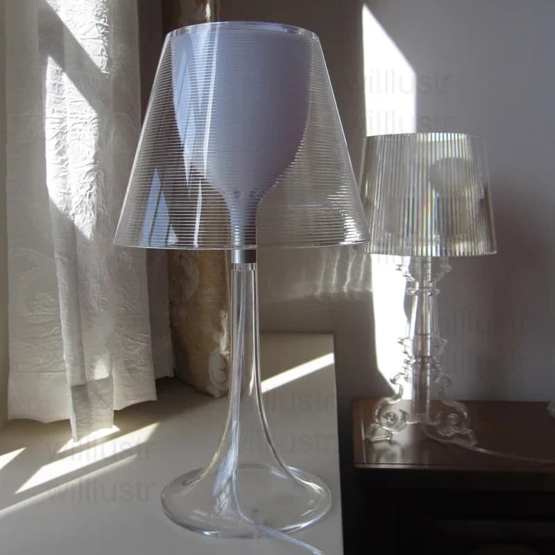 Lampada da tavolo moderna con tazza di vino Soggiorno Camera da letto Hotel Ufficio Divano Comodino laterale Rosso Trasparente Nero Giallo Luci da lettura da scrivania