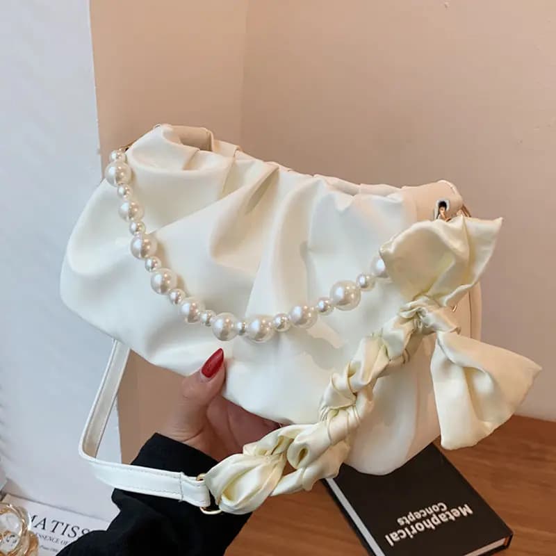 Borsa a Tracolla Trendy a Forma di Nuvola, Design Plissettato con Perle, Versatile ed Elegante per Donne