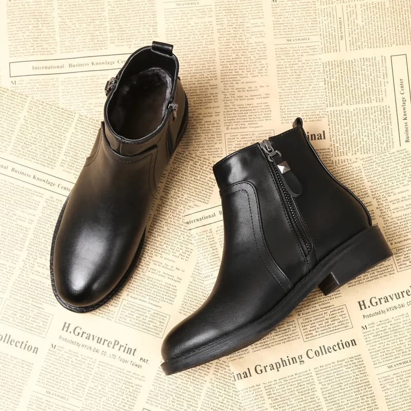 Scarpe da donna Stivaletti corti in pelle Autunno Inverno Scarpe alte in pelle Scarpe casual Stivali da neve da esterno in peluche caldo
