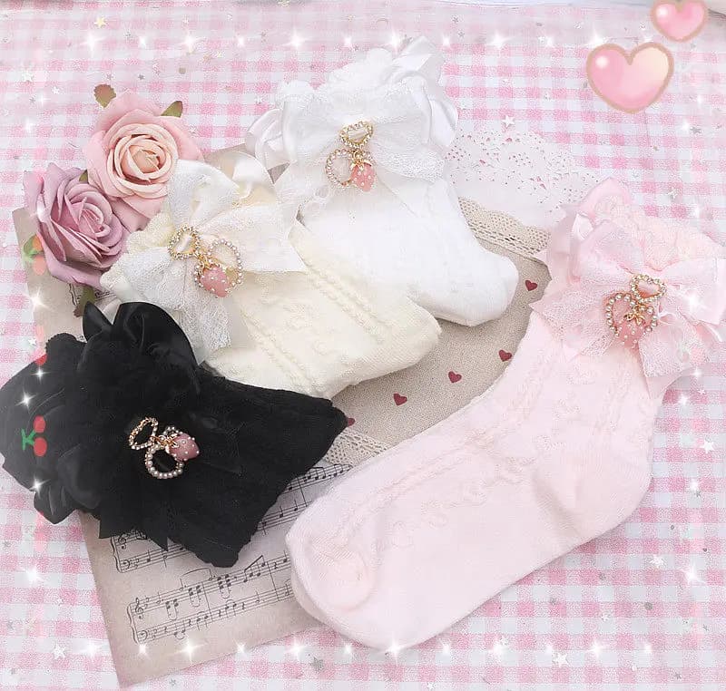 Sweet Lolita Women Sock with Handmade Bows Cute Soft Girl Lace Pearl Heart Strawberry Pendant Bow Short Socks Women's Socks