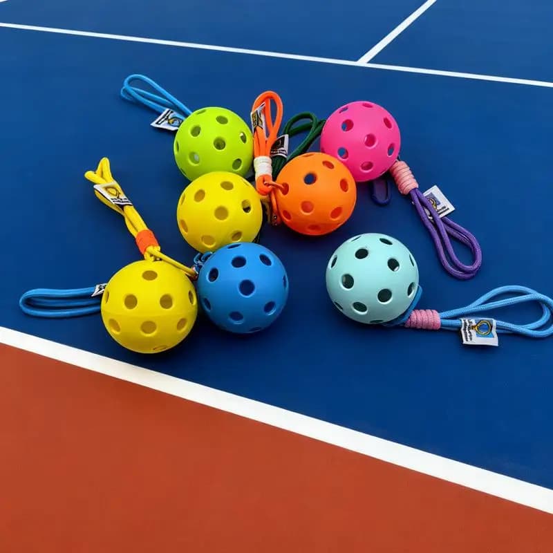 Creative Pickleball Racket Metal Keychain Colorful Hollow Golf Ball Keychains Dink Ball Fans Party Gift Bag Pendant
