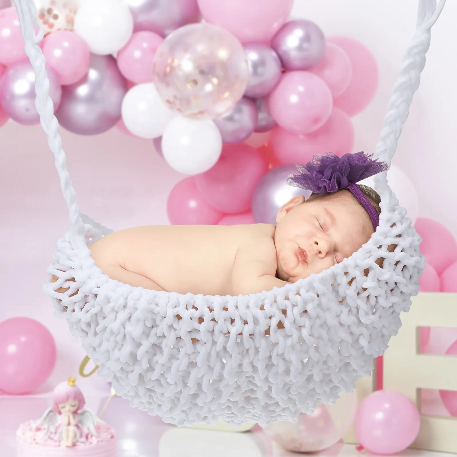 Crochet cot for babies 0-12 months, white, handmade, hammock for sleeping, soft, elastic, breathable, ideal as photo accessory, gift