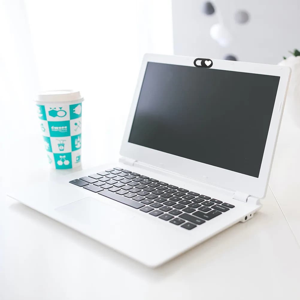 Set di 3 Coperture con Motivo a Cuore per Protezione della Privacy e Sicurezza per Webcam di Laptop e Tablet PC