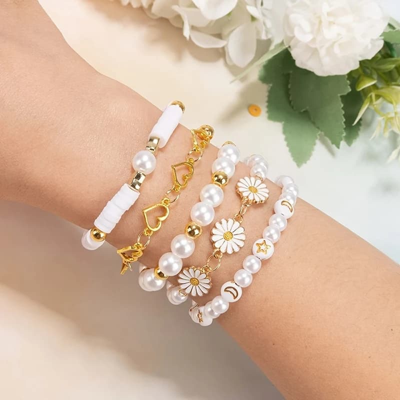 1set New and high quality Bracelet Making Kit, Flat Beads For Friendship Jewelry Making,Pearl Polymer Beads With Charms Gifts