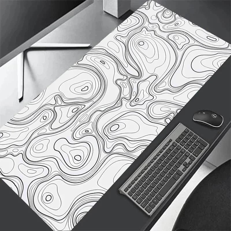 Tappetino per Mouse da Gaming Strata XXL, Antiscivolo, Morbido, Grande 900x400, Accessorio per Scrivania PC e Laptop