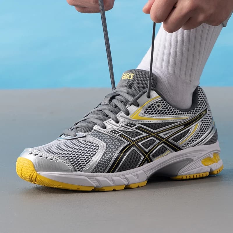 Scarpe Casual Asics Gel-Ds Trainer 14, Traspiranti in Mesh, Leggere, per Uomo e Donna, Scarpe per Pendolarismo Quotidiano, Scarpe Sportive Fitness 1203A607-101