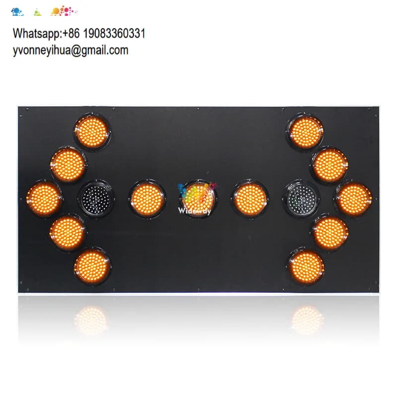 Luci Lampeggianti Gialle per Segnaletica Stradale Esterna 1500x750mm, Pannello a Freccia con Luci LED Montato su Camion