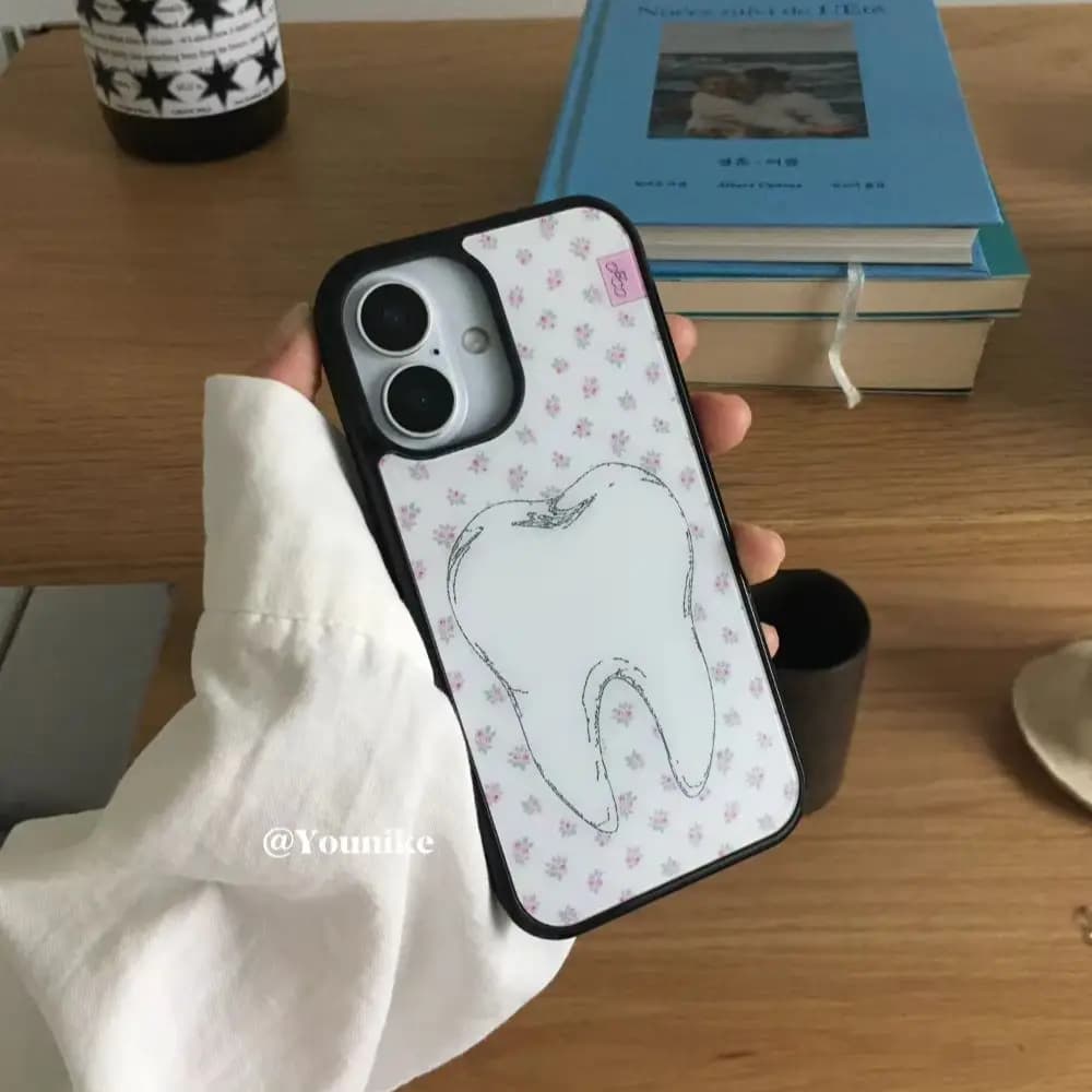 Japanese Retro Floral Teeth Y2K Phone Case For iPhone 17A 16 15 14 13 12 11 Pro Max 16 15 14 8 7 Plus XR XS MAX Anti Drop Cover