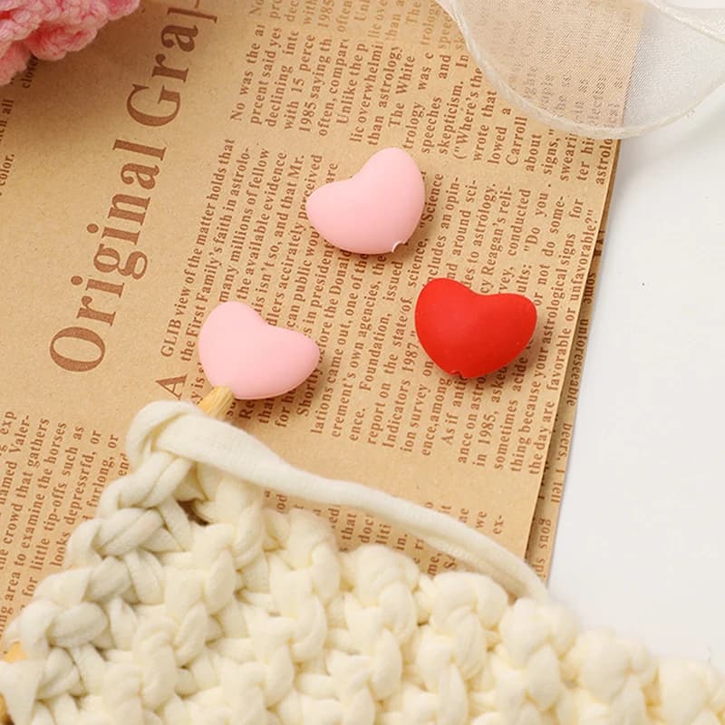 6 Pezzi di Protezioni a Forma di Cuore per Punte di Ferri da Maglia - Accessori per Maglieria - Protezione per i Tuoi Ferri