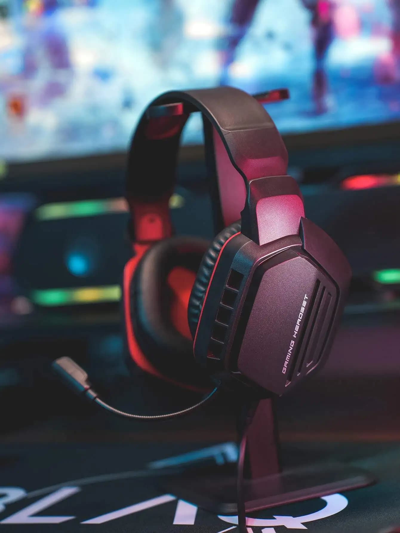 Multifunctional Gaming Headset Stylish Ergonomic Design Clear Stereo Sound Noise Isolation Mic Comfort Earpads Wired Over Ear Headphones For PC Laptop Mobile Game Live Streaming Daily Audio Use