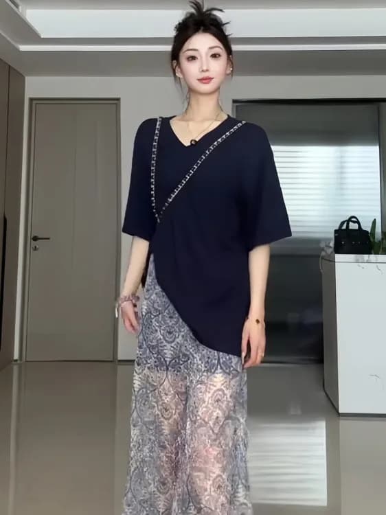 Completo due pezzi da donna: T-shirt a maniche corte con scollo a V stile casual e gonna lunga a trapezio in rete - Collezione Primavera