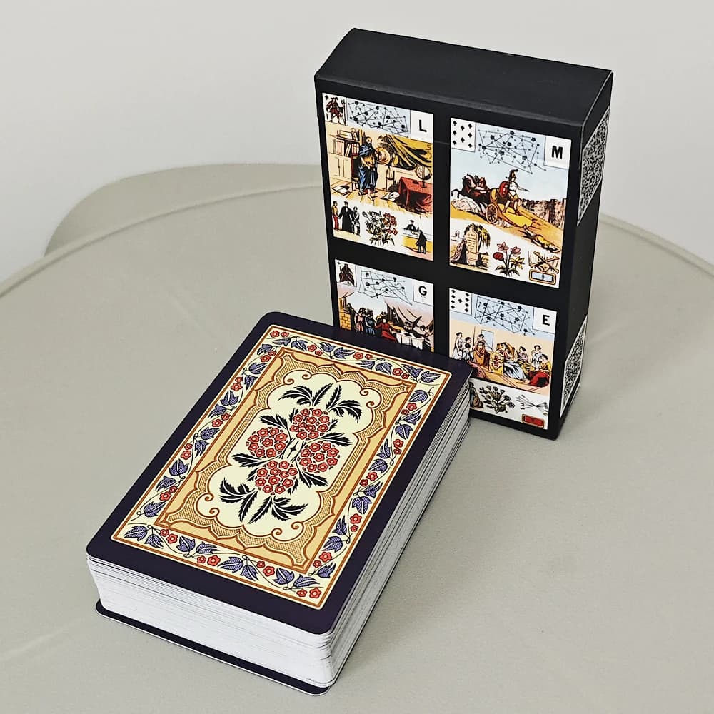 Grand Jeu De Mlle Lenormand Deck 54 pezzi di carte Oracle Lenormand stampate su cartoncino doppio goffrato 350GSM 9 * 6 cm