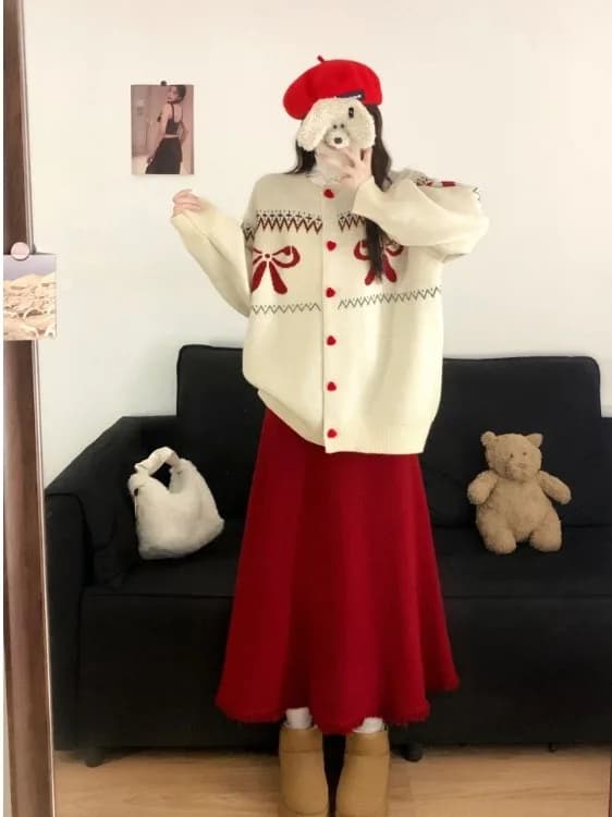 Set Maglione Ricamato con Nodo e Gonna a Vita Alta Taglie Forti da Donna - Completo Moda Autunno Inverno