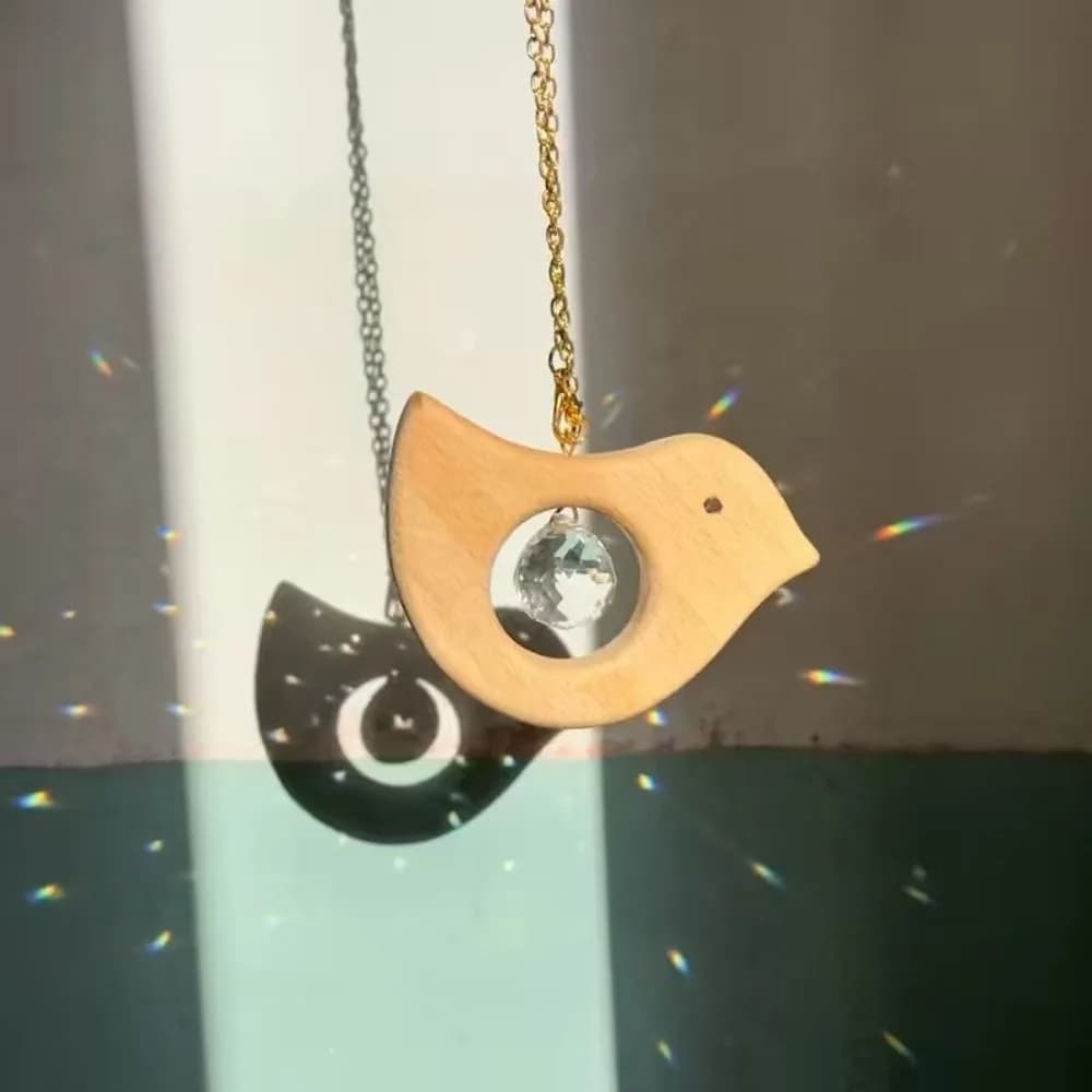 Wooden Sunlight Catcher Wind Chime Glass Animal Sunlight Reflected Rainbow Maker Decorative Spinner Hanging Sun Catcher