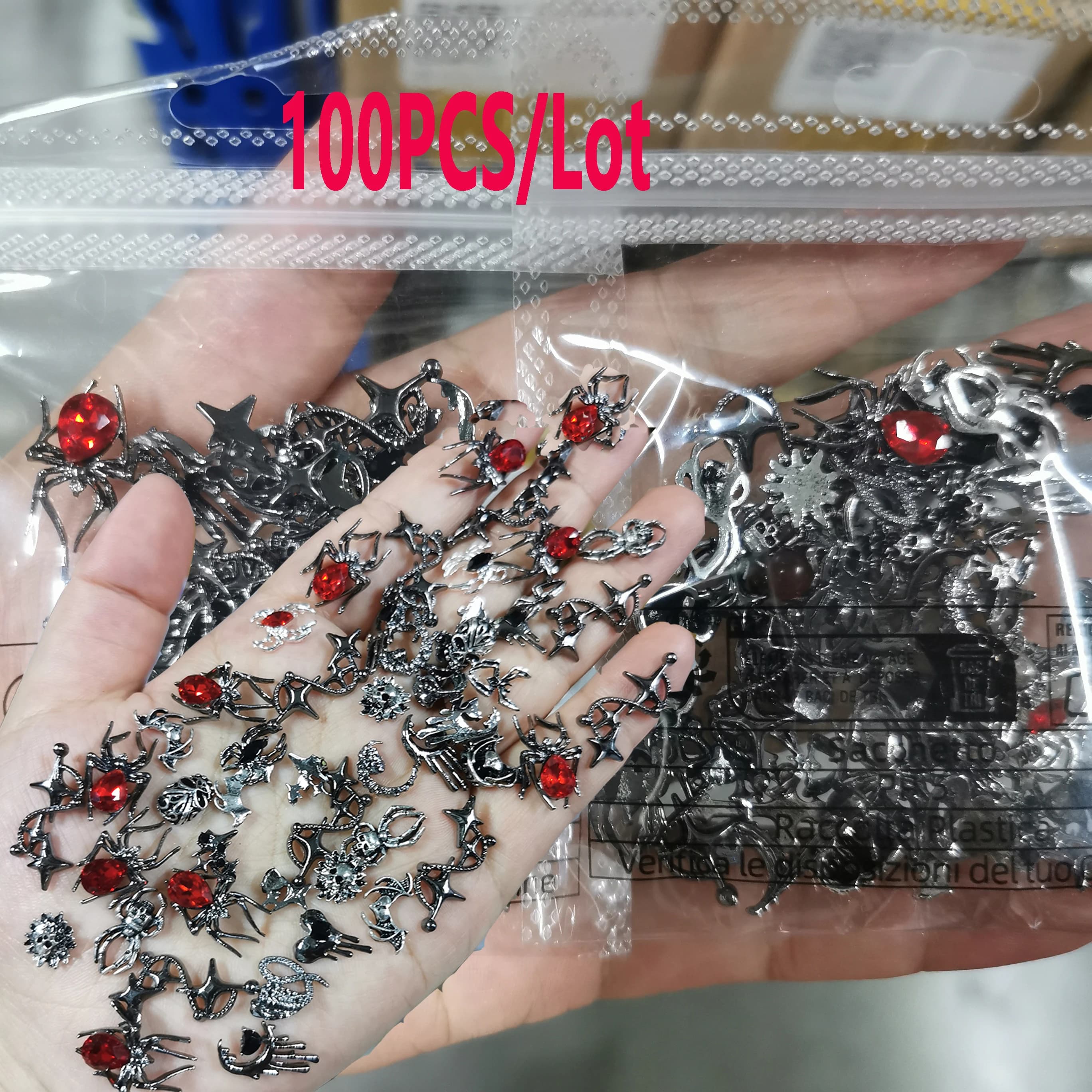 100pcs Halloween Black Style Alloy Nail Charms Y2k Punk Red Gemstones Spider/Snake/Skull Nail Art Supplies Halloween Nail Decors