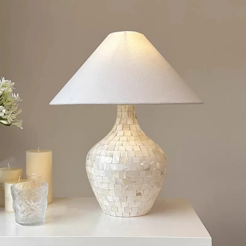 Lampada da scrivania nordica camera da letto semplice e moderna conchiglia creativa