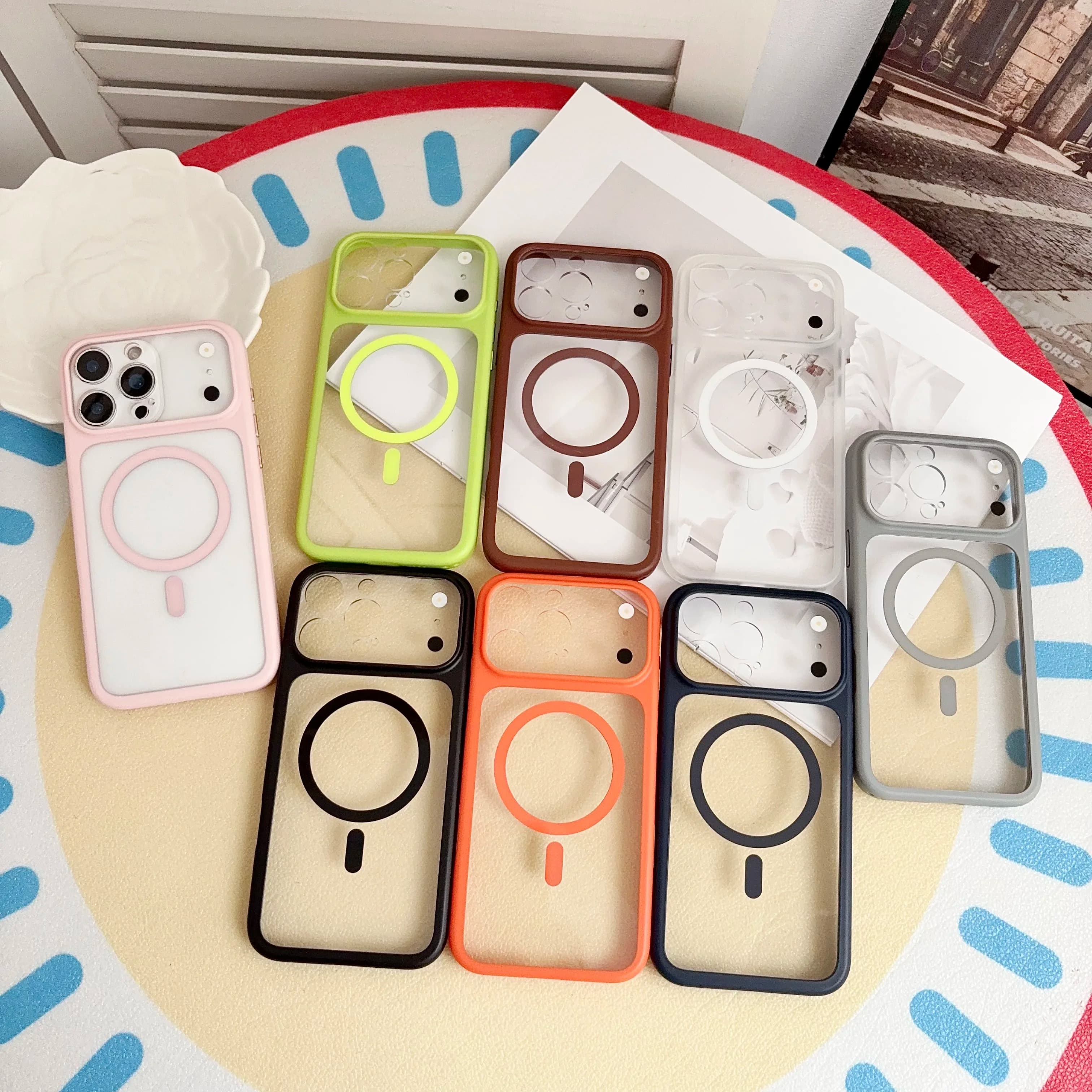 Custodia per telefono in stile europeo adatta per iPhone 16 Pro 17, custodia protettiva semplice e trasparente per iPhone 15