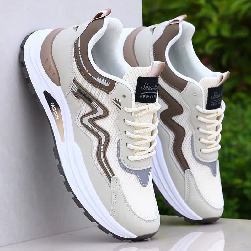 2026 Outdoor Men's Running Shoes Spring Autumn Breathable Soft Sole Non Slip Sneakers Fashion Height Increase Casual Shoes