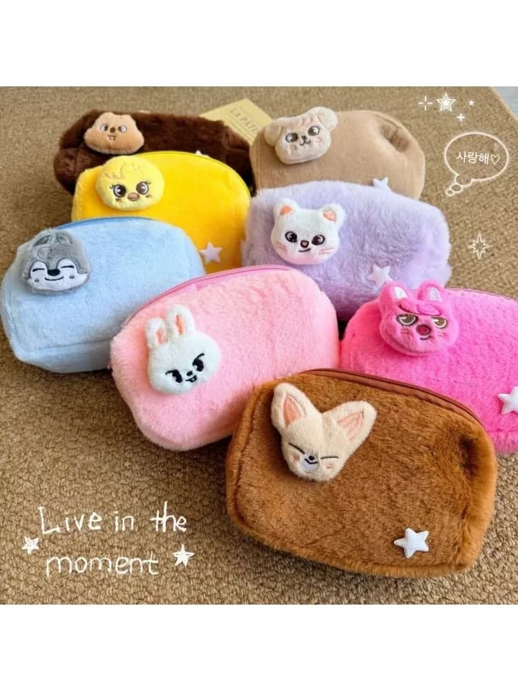 Vendita calda Kpop Stray Kids skzoo Borsa per trucco in peluche Custodia portatile di grande capacità Custodia per penna Idol Periferica