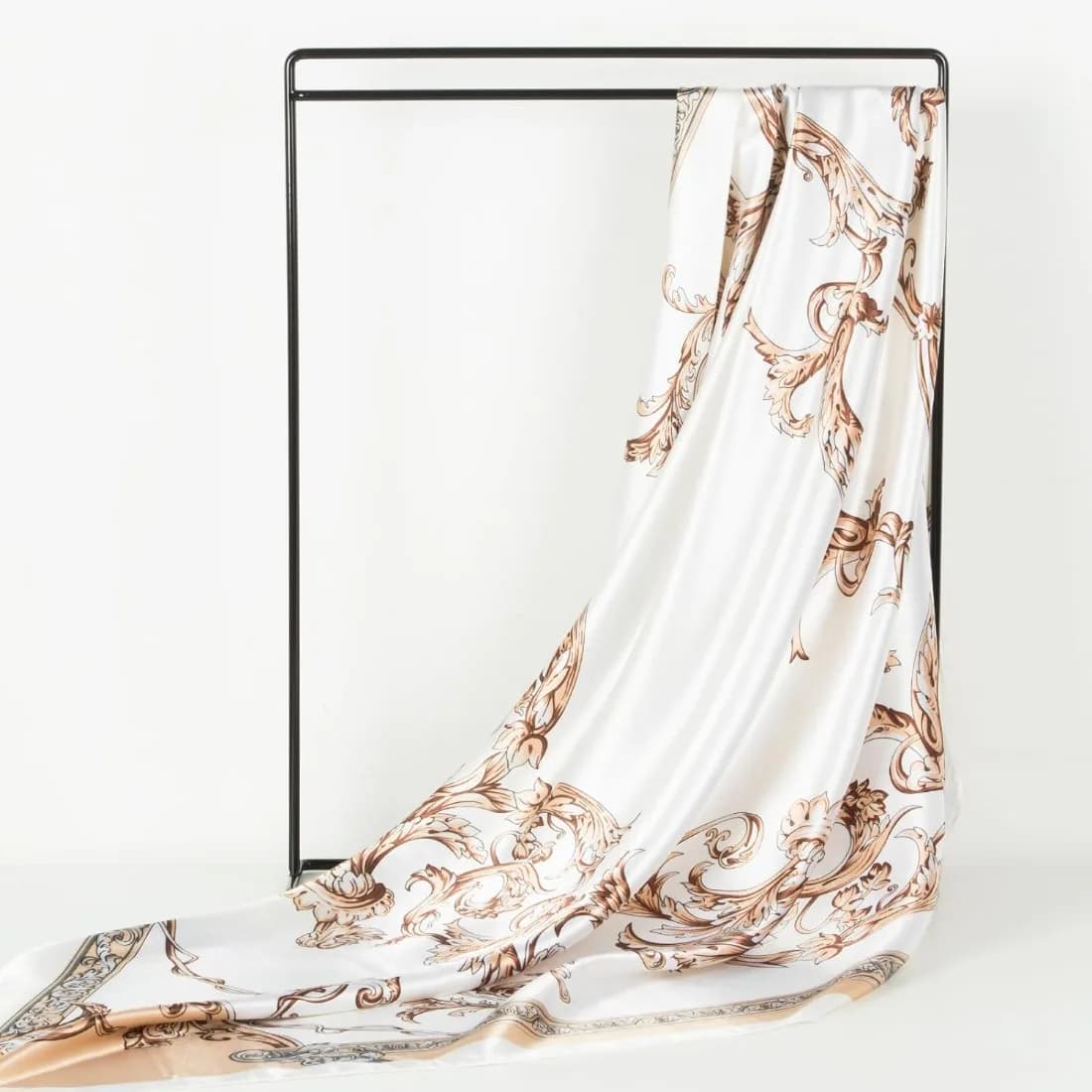 Foulard quadrato in raso effetto seta per donna, bandana stampata morbida e leggera, multiuso come copricapo per dormire, sciarpa per il collo, hijab e accessorio per borsa, accessori moda per tutti i giorni.