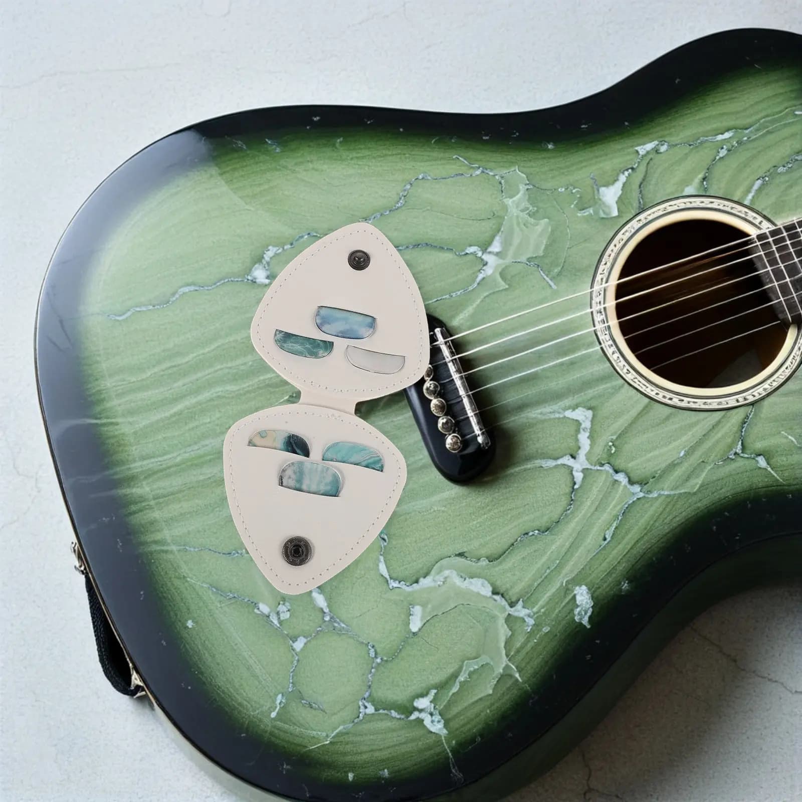 Set di 1 custodia trasparente per plettri da chitarra, in PU, portatile, per chitarra acustica ed elettrica, ideale per pratica, viaggi e palco