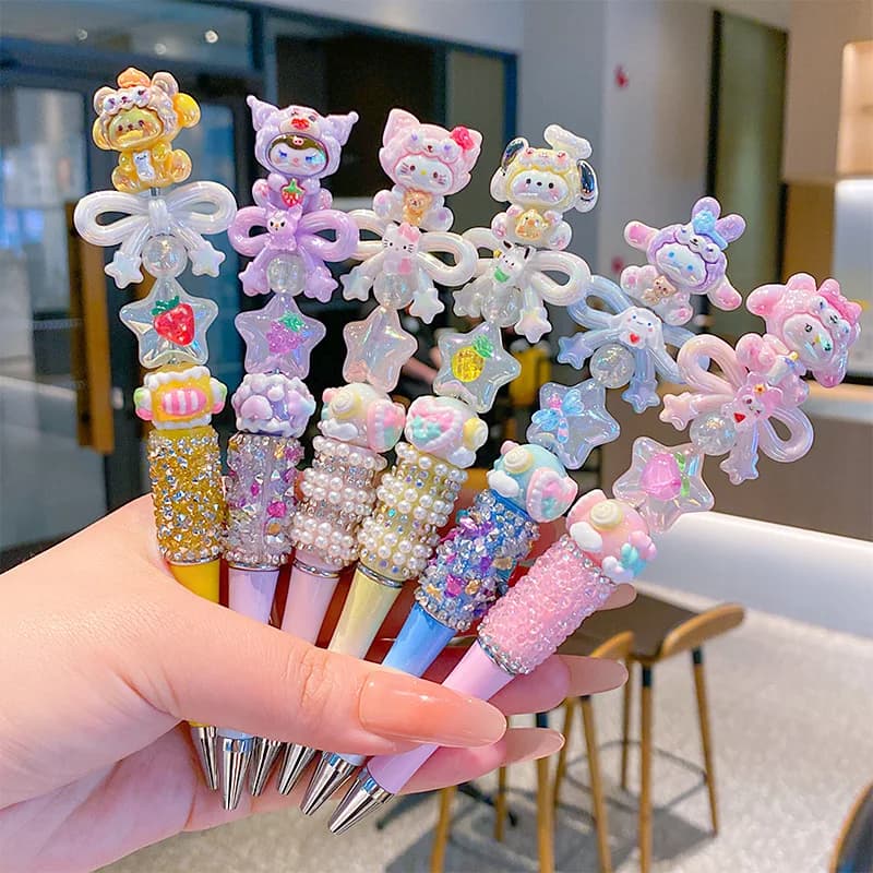 Anime Sanrio Hello Kitty Cinnamoroll Penna gel diamante Kuromi Melody Studente di cancelleria Penna a sfera fluente Forniture per l'apprendimento Regali