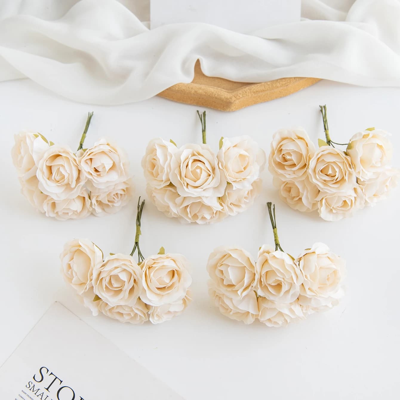 Fiori Artificiali, Rose Finte, Bouquet per Decorazione Casa, Accessori per Feste, Ghirlande Floreali, Regali per Matrimoni, Confezioni Regalo, Scrapbook