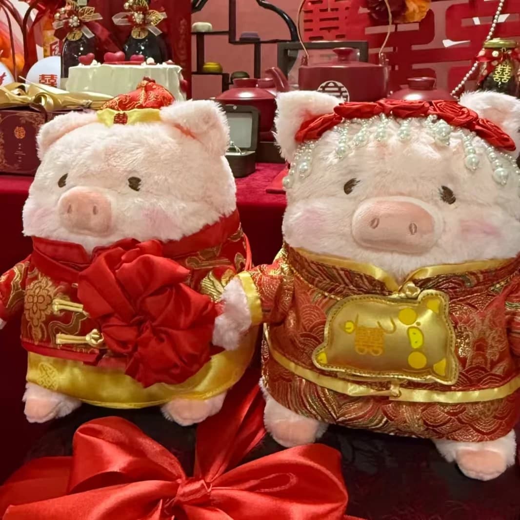 Bambola Nuziale Originale in Lattina, Maialino Lulu, Regalo di Nozze, Bambola Morbida, Regalo di San Valentino, Statuette Anime da Collezione