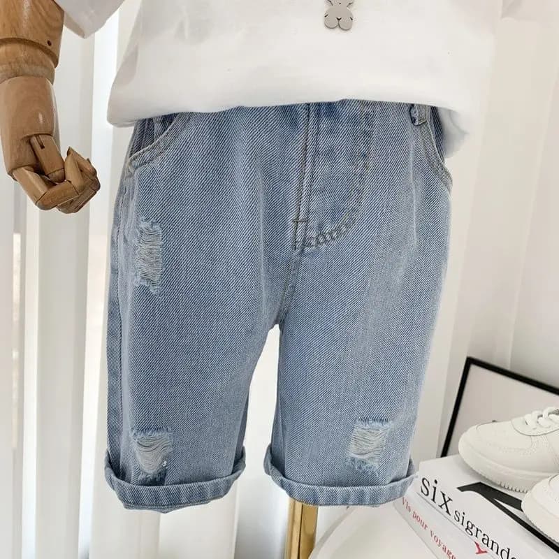 Pantaloncini estivi per bambini nuovi bambini alla moda ragazzi Jeans sottili pantaloncini Jeans strappati coreani per bambini