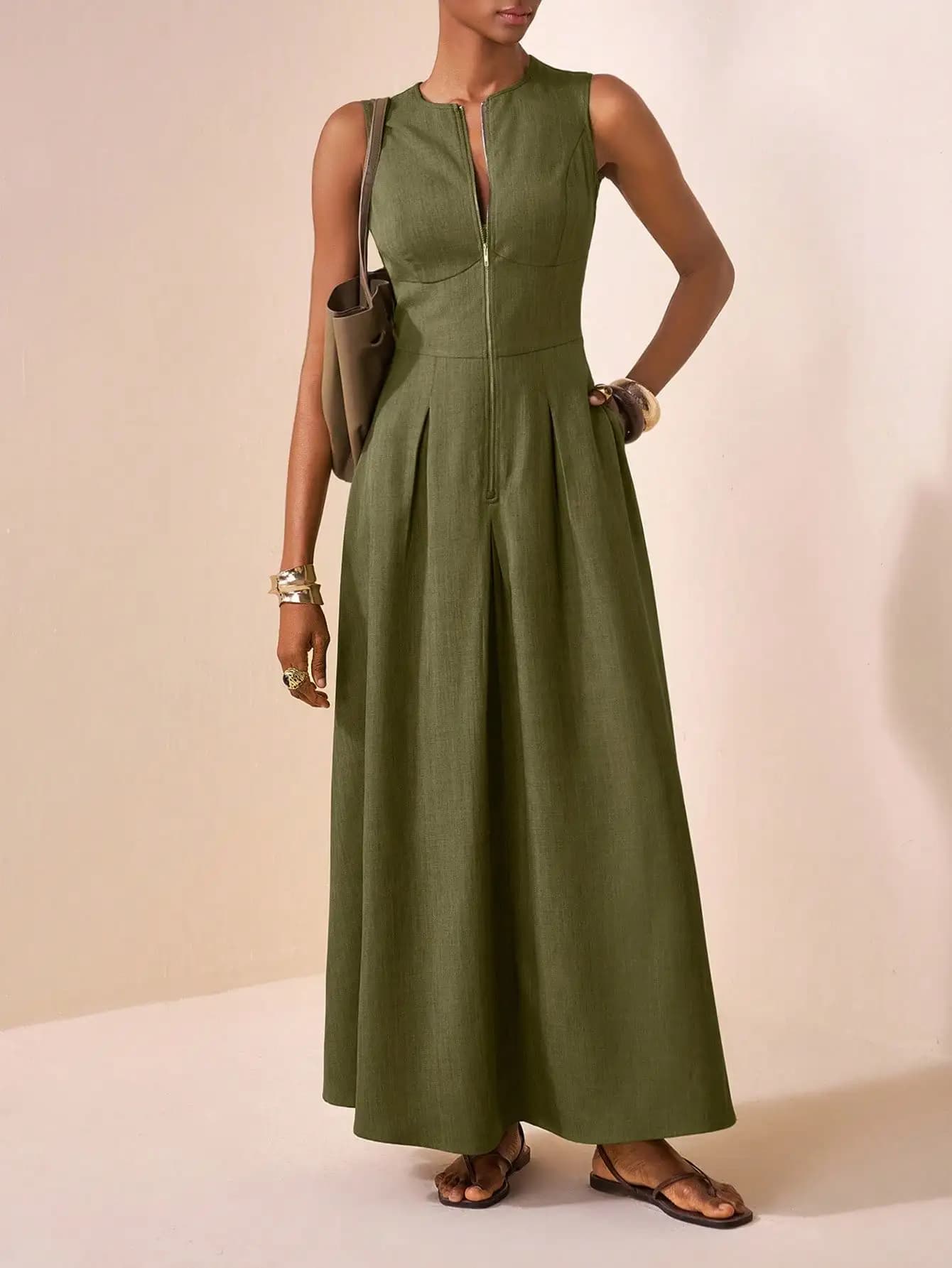 Elegante Abito Lungo Verde Senza Maniche con Collo Rotondo e Mezza Cerniera a Zip per Donna