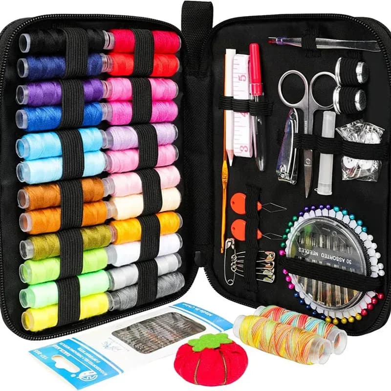 Kit da cucito con fili Aghi Borsa portaoggetti Forbici Misura nastro Bottoni Portatile da viaggio Ricamo fai da te Lavoro manuale Set di scatole per cucire
