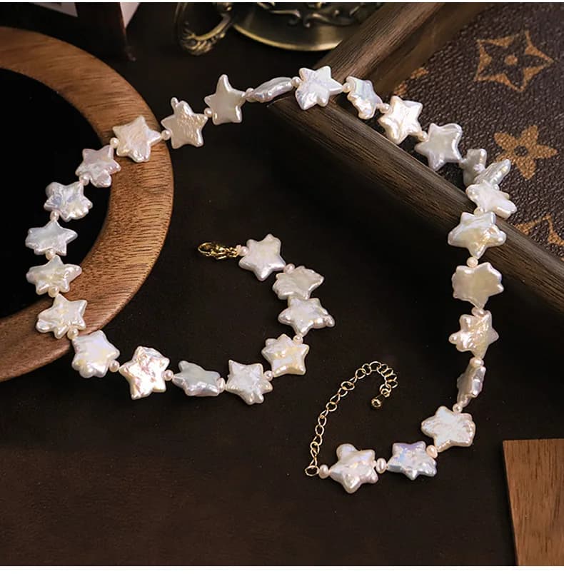 Collana di Perle d'Acqua Dolce Barocche a Forma di Stella, Design Originale Bianco e Viola, Gioiello da Donna, Girocollo con Ciondolo, Regalo