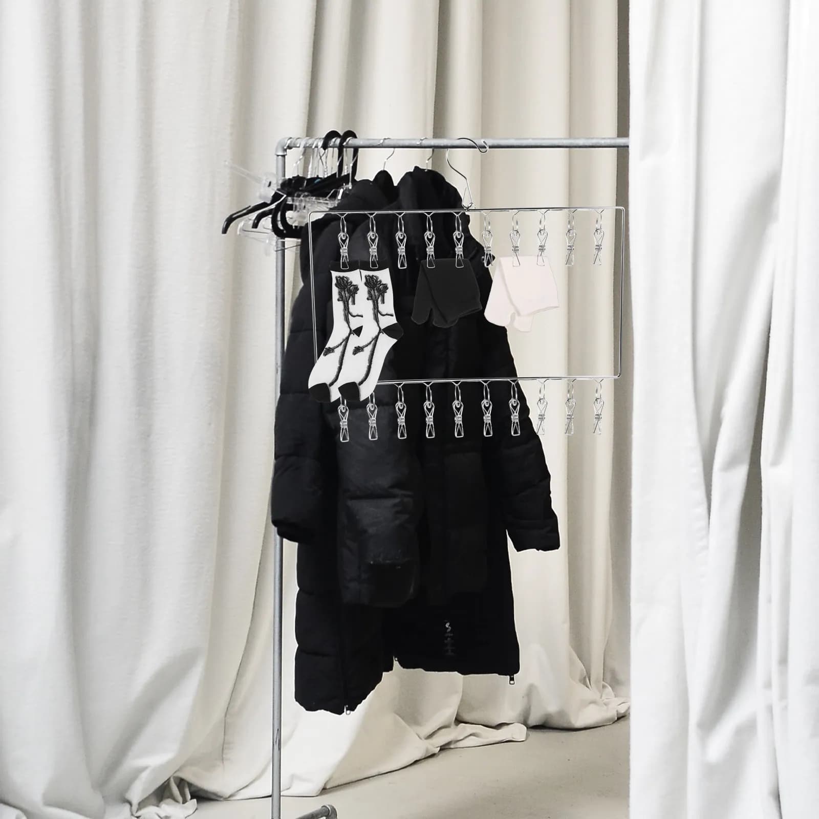 Stainless steel hanger with Clips, Anti-wind coat rack for socks and underwear, Organizer for External Bucato, Ruggine resistant