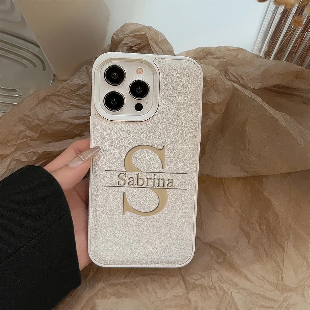 Custodia con nome personalizzato personalizzato con lettera grande con incisione laser di lusso per iPhone 16 15 14 13 12 11 Pro Max Plus Cover in morbida pelle